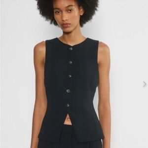 Aritzia Wilfred Regal Woman’s Vest Black size 10